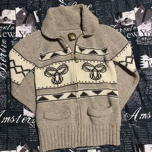 Aritzia sea to sky cardigan size medium